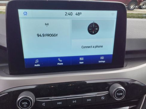 Used 2022 Ford Escape SE w/ Cold Weather Package image 11