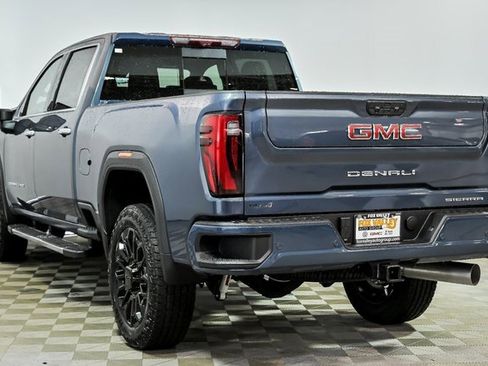 New 2025 GMC Sierra 2500 Denali w/ Denali Reserve Package image 4