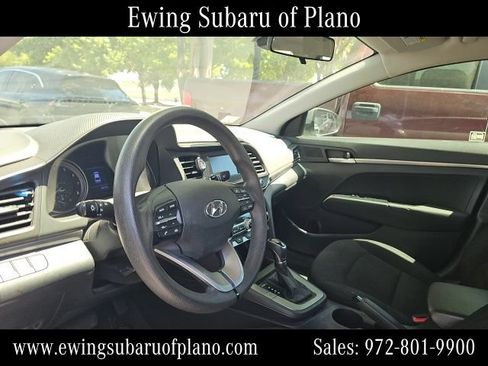 Used 2020 Hyundai Elantra SE w/ Cargo Package (C1) FWD image 5
