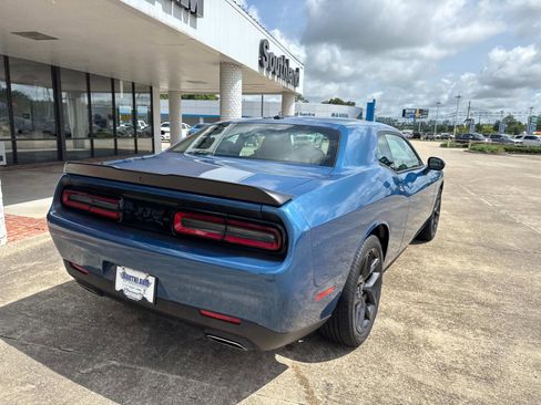 Used 2021 Dodge Challenger SXT w/ Blacktop Package image 7