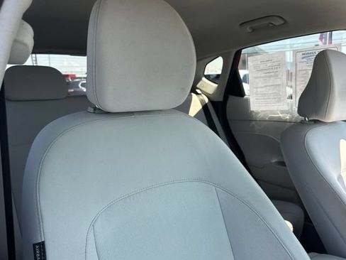 Used 2025 Hyundai Kona SEL AWD/4WD image 27