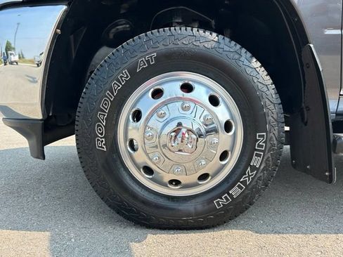 Used 2023 RAM 3500 Laramie AWD/4WD image 15