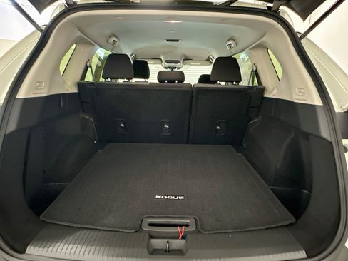 Used 2023 Nissan Rogue SV AWD/4WD image 29