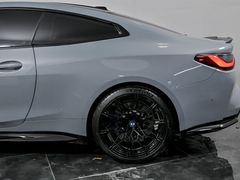 Used 2024 BMW M4 Competition w/ Executive Package image 7