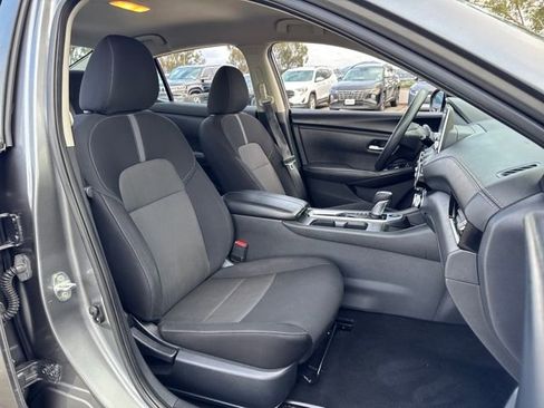 Used 2024 Nissan Sentra SV image 26