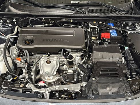 Used 2025 Honda Civic Sport image 25