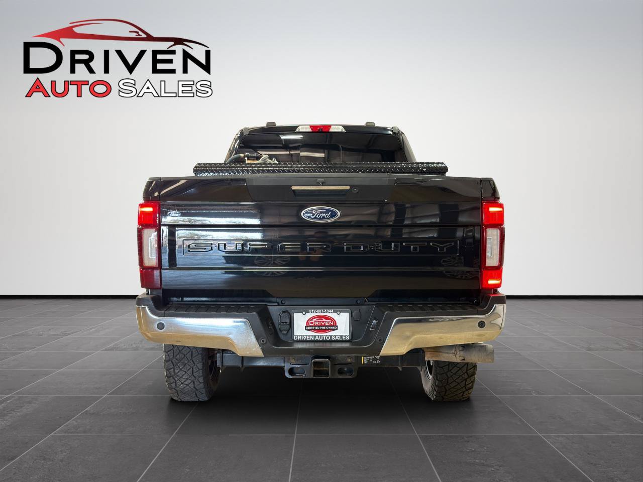 Used 2021 Ford F350 Lariat w/ Lariat Ultimate Package AWD/4WD image 6