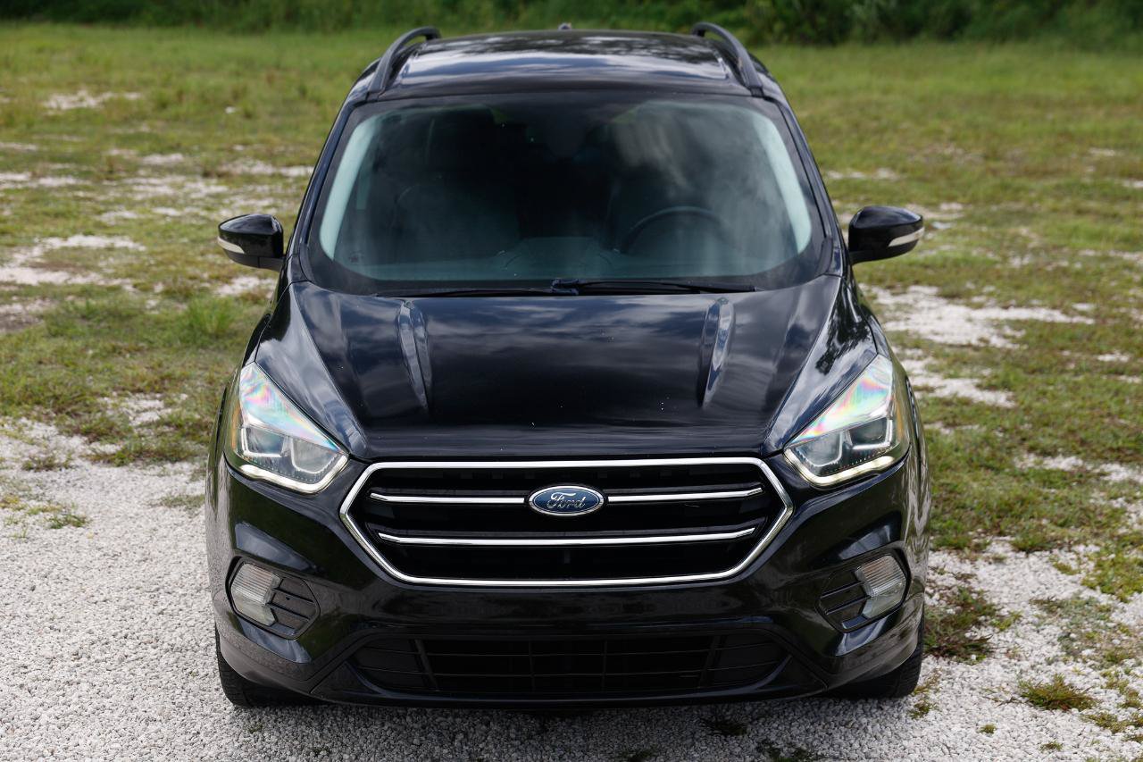 Used 2017 Ford Escape Titanium FWD image 19
