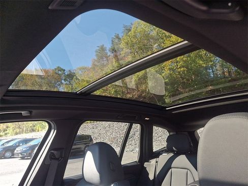 Used 2021 BMW X3 xDrive30i w/ Parking Assistance Package image 17