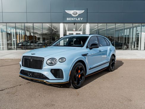 Certified 2025 Bentley Bentayga S Black Edition image 1