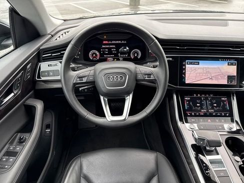 Used 2023 Audi Q8 Premium Plus w/ Premium Plus Package AWD/4WD image 18