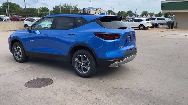New 2026 Chevrolet Blazer LT w/ Convenience Package FWD image 6