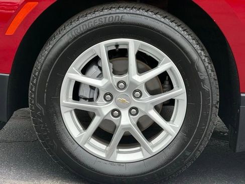 Used 2024 Chevrolet Equinox LT image 11