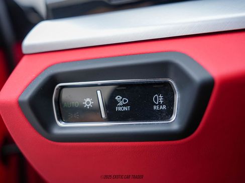 Used 2019 Lamborghini Urus image 30