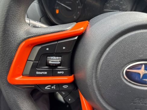 Used 2019 Subaru Crosstrek 2.0i w/ Eyesight System image 46