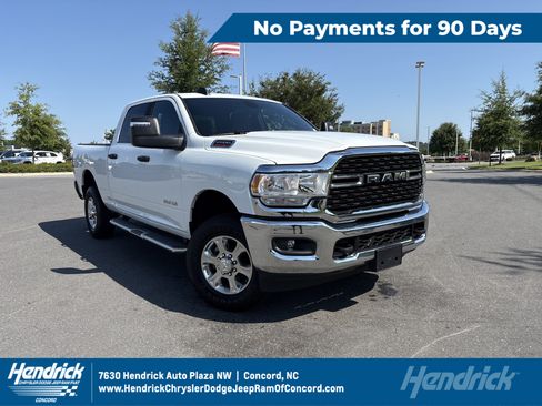 Used 2024 RAM 2500 Big Horn AWD/4WD image 1