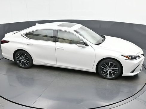 Certified 2023 Lexus ES 350 w/ Premium Package FWD image 19