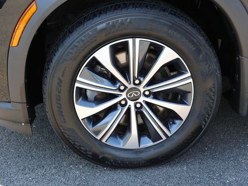 Used 2023 INFINITI QX60 Pure AWD/4WD image 11