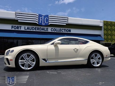 Used 2023 Bentley Continental GT Mulliner AWD/4WD image 12
