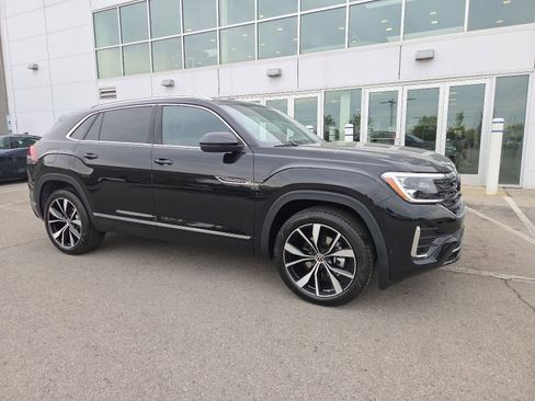 New 2026 Volkswagen Atlas Cross Sport SEL Premium R-Line AWD/4WD image 3