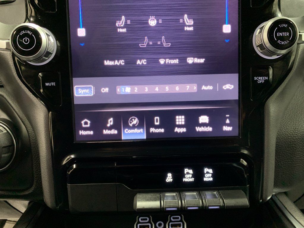 Used 2025 RAM 1500 Big Horn AWD/4WD image 27