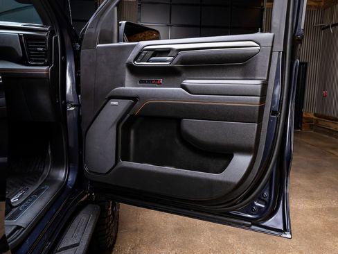 Used 2022 GMC Sierra 1500 AT4 w/ AT4 Premium Package AWD/4WD image 38