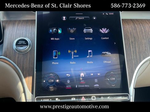 Used 2024 Mercedes-Benz GLC 300 4MATIC image 27