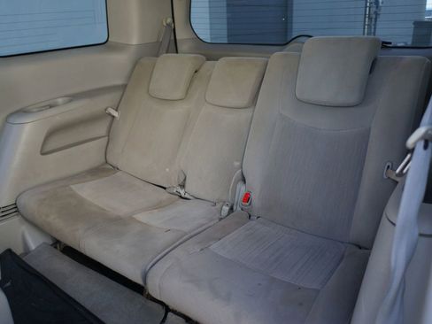 Used 2016 Nissan Quest SV image 30