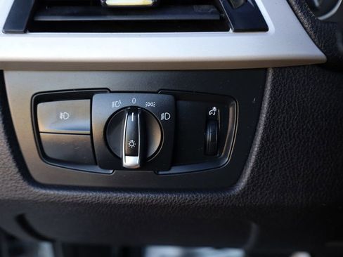 Used 2016 BMW 320i Sedan image 32