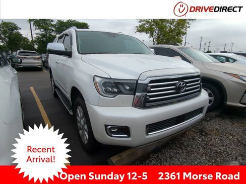 Used 2020 Toyota Sequoia Platinum AWD/4WD image 1