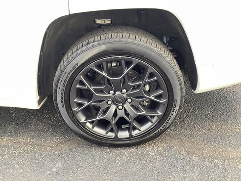 Certified 2024 Jeep Grand Cherokee L Summit AWD/4WD image 7