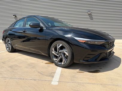 Used 2025 Hyundai Elantra SEL