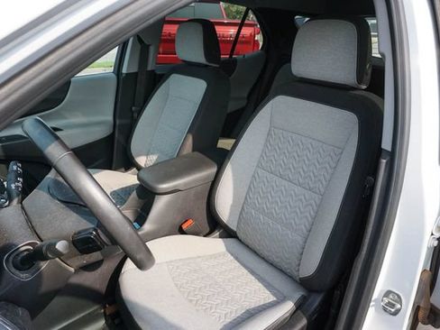 Used 2022 Chevrolet Equinox LT FWD image 6