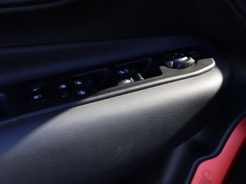 Used 2022 Jeep Renegade Trailhawk image 45