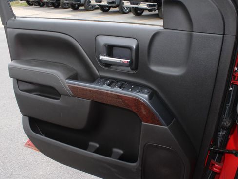 Used 2017 GMC Sierra 2500 SLE w/ SLE Convenience Package AWD/4WD image 14