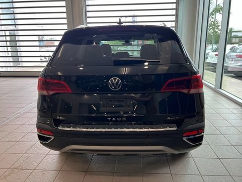 Used 2024 Volkswagen Taos SEL AWD/4WD image 6