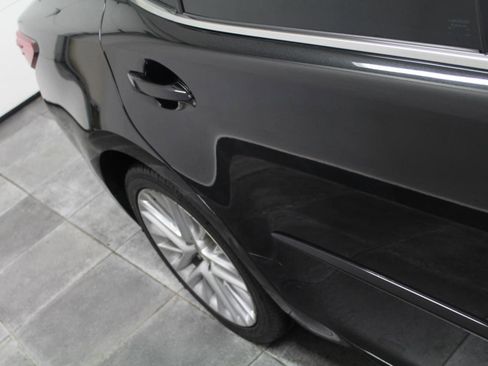 Used 2018 Lexus ES 350 w/ Luxury Package w/Wood Trim image 38