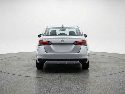 Used 2025 Nissan Versa SV image 7