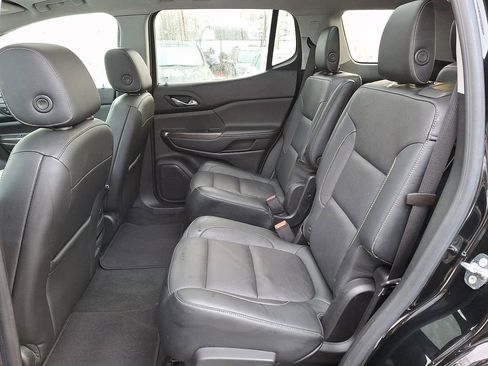 Used 2017 GMC Acadia SLT image 7