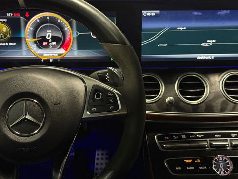 Used 2018 Mercedes-Benz E 63 AMG S image 34