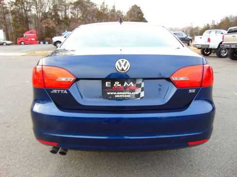 Used 2014 Volkswagen Jetta SE image 4