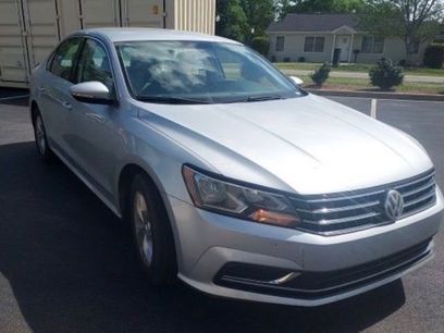 Used 2017 Volkswagen Passat 1.8T S