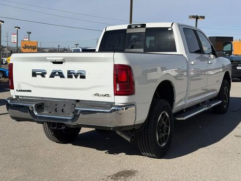 New 2025 RAM 2500 Laramie AWD/4WD image 7