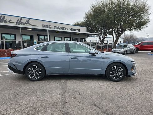 Used 2025 Hyundai Sonata SEL image 2