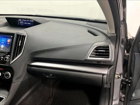 Used 2022 Subaru Impreza 2.0i Limited image 15