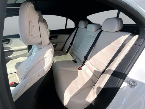 Used 2024 Mercedes-Benz C 300 Sedan image 21