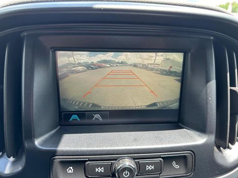 Used 2017 Chevrolet Colorado W/T w/ WT Convenience Package RWD image 16