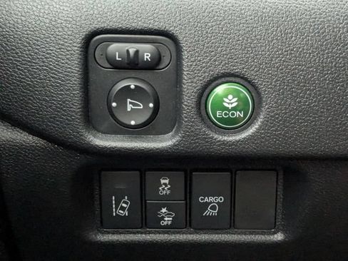 Used 2021 Honda Ridgeline Sport image 32