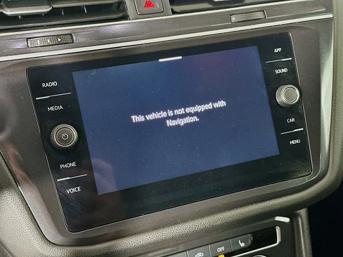 Used 2024 Volkswagen Tiguan Wolfsburg Edition image 21