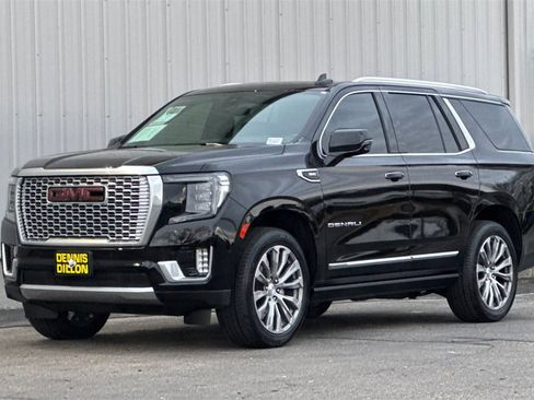 Used 2021 GMC Yukon Denali w/ Denali Ultimate Package image 9